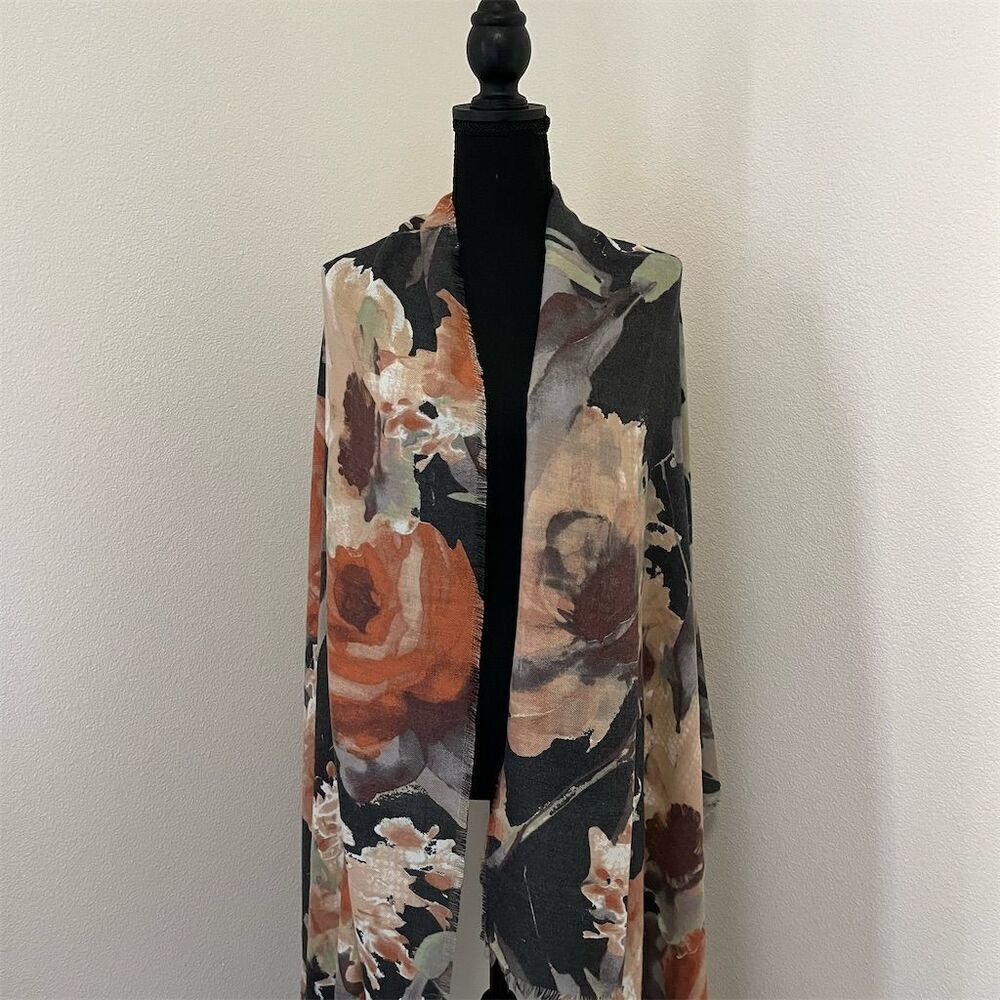 VERONAWomen's Multicolor Floral Rectangle Scarf for Fall​​